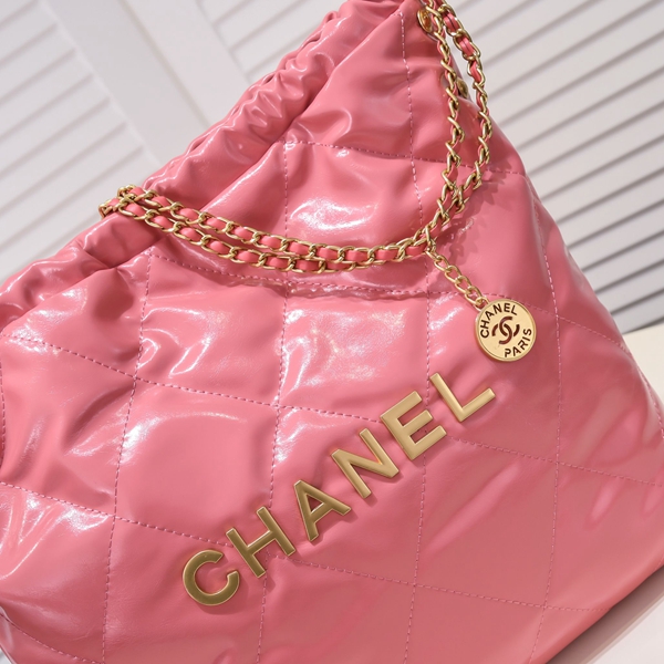 シャネルバッグ角部分ディテール